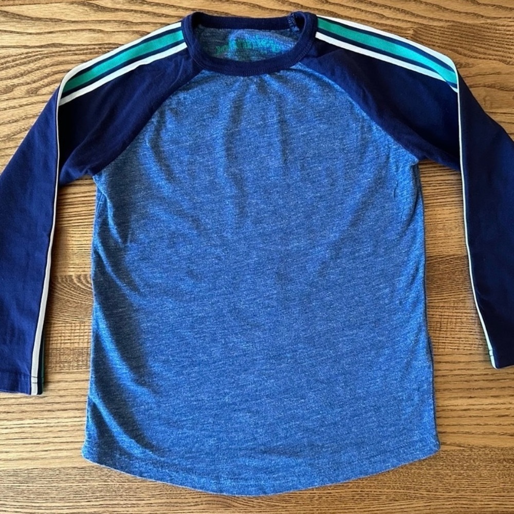 Johnnie b Kids long sleeve t shirt size 6-7